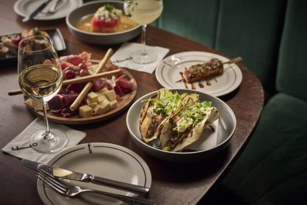Employees Only Sydney: Where Culinary Craft Meets Elegance